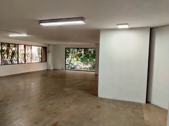 Local en arriendo en El Poblado, Medellín, 100 m² · foto 9 de 12
