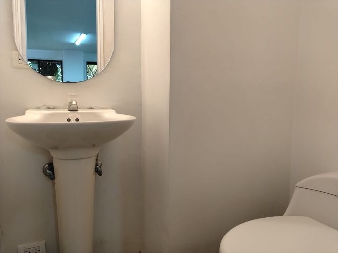 Local en arriendo en El Poblado, Medellín, 100 m² · foto 11 de 12
