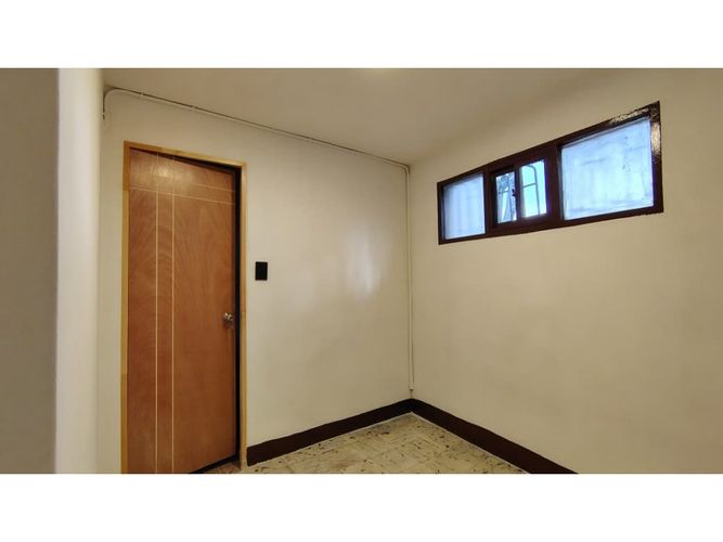 Casa de 5 alcobas en venta en Boston, Medellín, 182 m² · foto 4 de 20