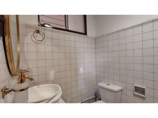 Casa de 5 alcobas en venta en Boston, Medellín, 182 m² · foto 13 de 20