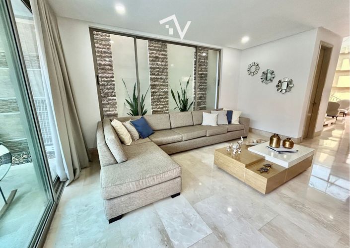 Casa de 4 alcobas en venta en Conjunto Residencial Villa Campestre, Barranquilla, 378 m² · foto 2 de 24