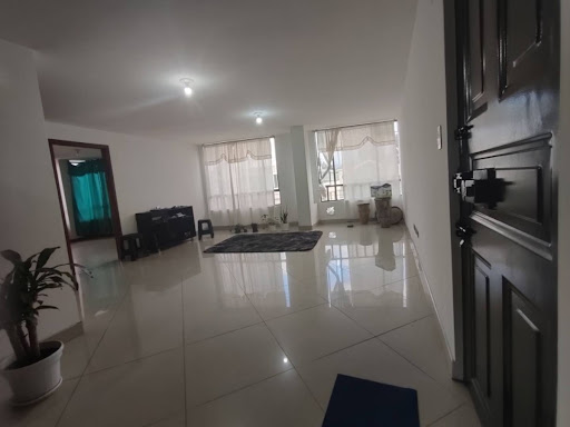 Apartamento en venta en Villas De Granada, Bogotá · foto 2 de 24