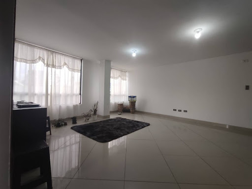 Apartamento en venta en Villas De Granada, Bogotá · foto 3 de 24