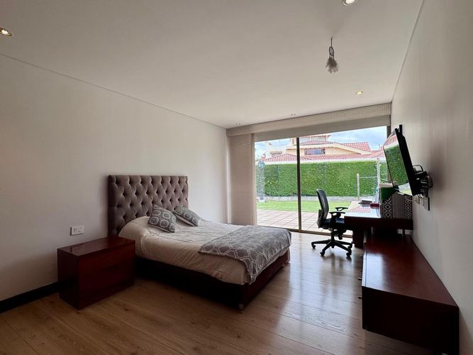 Casa de 5 alcobas en venta en Serrezuela, Mosquera, 580 m² · foto 13 de 24