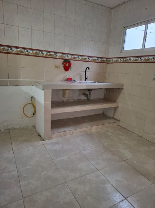 Casa de 3 alcobas en venta en Los Almendros, Soledad, 100 m² · foto 2 de 8