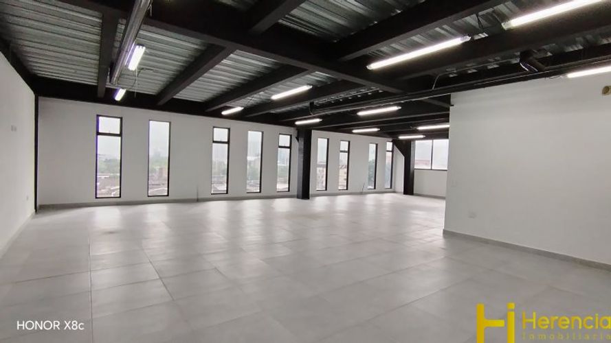 Bodega en arriendo en Tenche, Medellín, 120 m² · foto 3 de 7