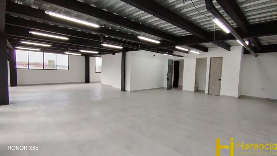 Bodega en arriendo en Tenche, Medellín, 120 m² · foto 4 de 7