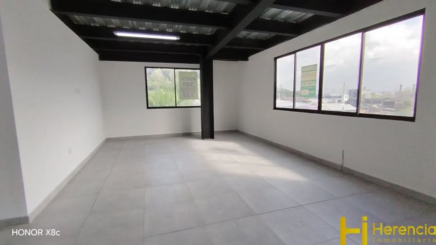 Bodega en arriendo en Tenche, Medellín, 207 m² · foto 6 de 9