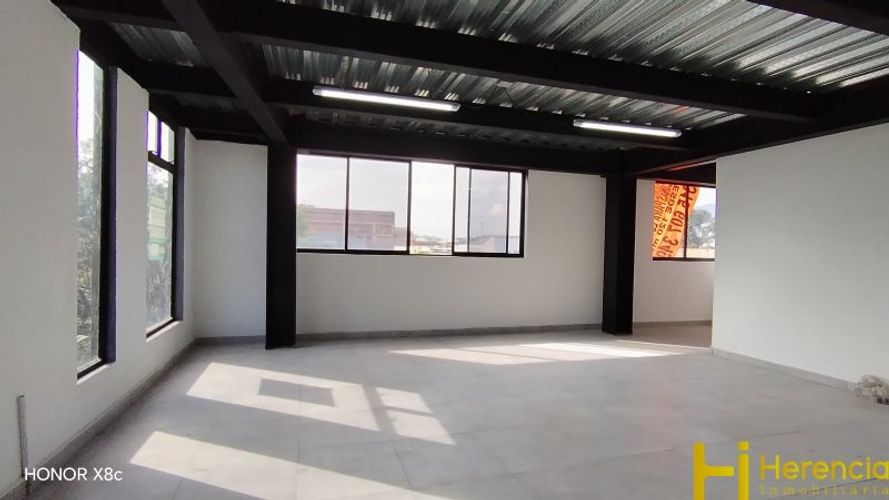 Bodega en arriendo en Tenche, Medellín, 207 m² · foto 8 de 9