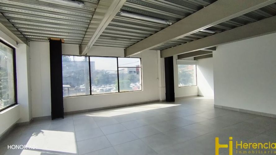 Local en arriendo en Tenche, Medellín, 130 m² · foto 12 de 12