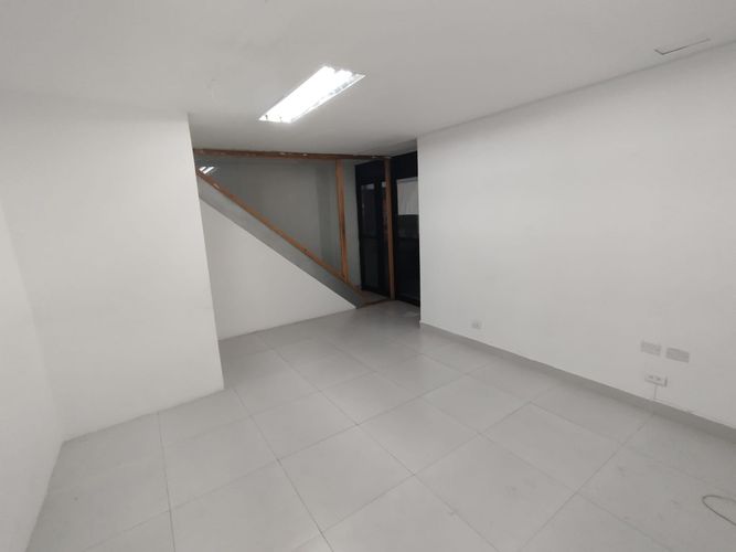 Local en arriendo en La Candelaria, Medellín, 90 m² · foto 8 de 13