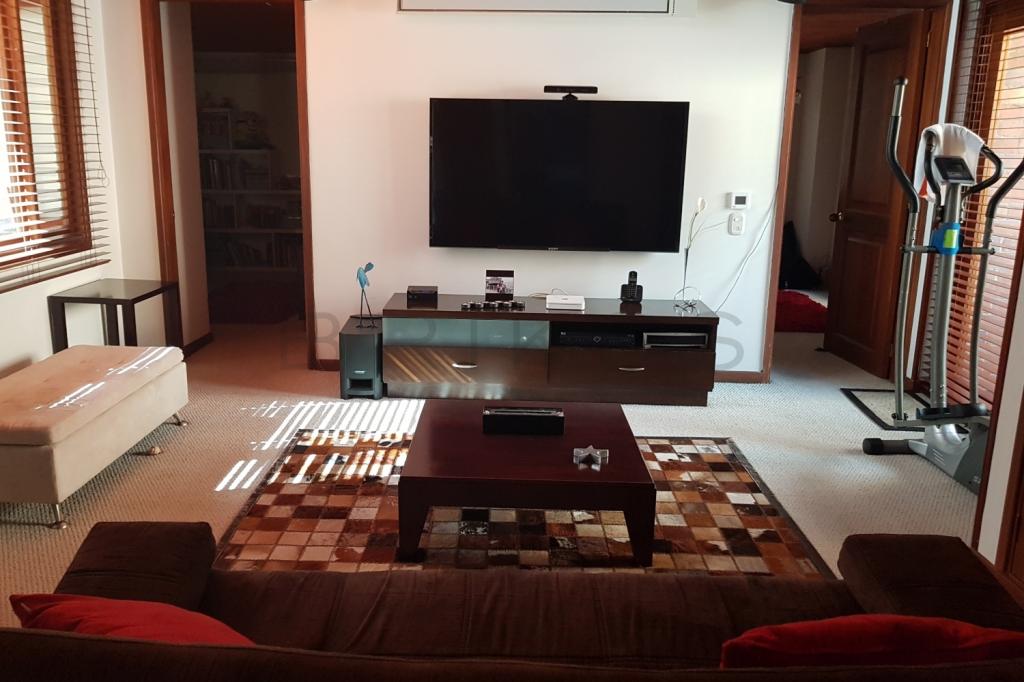 Apartamento en venta en El Refugio, Bogotá · foto 3 de 11