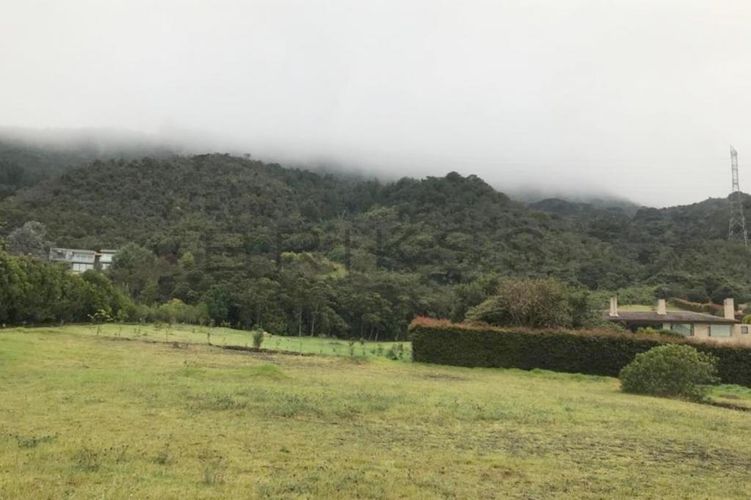 Lote en venta en Centro, La Calera, 3691 m² · foto 3 de 10