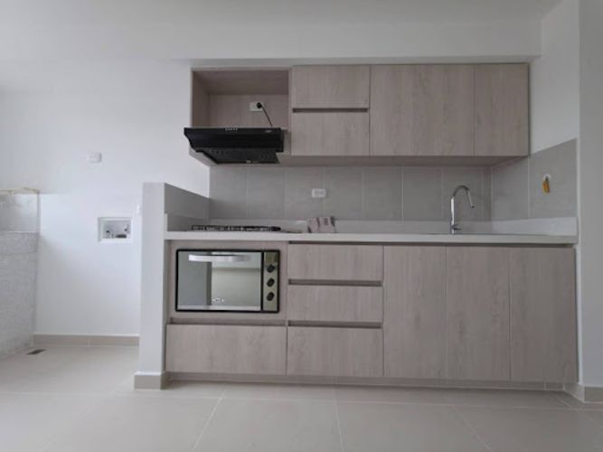 Apartamento de 3 alcobas en venta en Los Colegios, Rionegro, 62 m² · foto 2 de 12