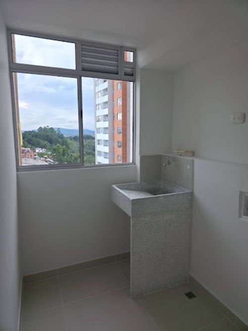 Apartamento de 3 alcobas en venta en Los Colegios, Rionegro, 62 m² · foto 10 de 12