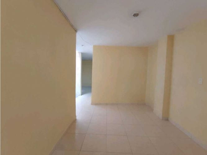 Apartamento de 5 alcobas en arriendo en Berlin, Medellín, 110 m² · foto 8 de 24