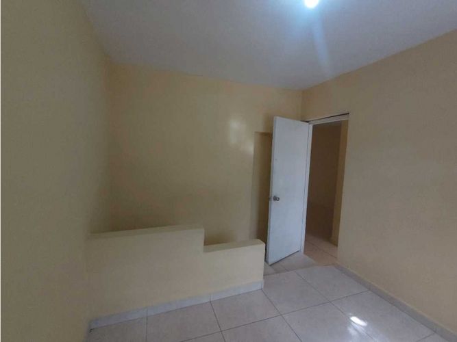 Apartamento de 5 alcobas en arriendo en Berlin, Medellín, 110 m² · foto 11 de 24