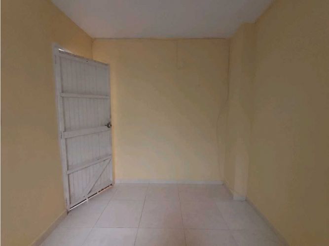 Apartamento de 5 alcobas en arriendo en Berlin, Medellín, 110 m² · foto 14 de 24