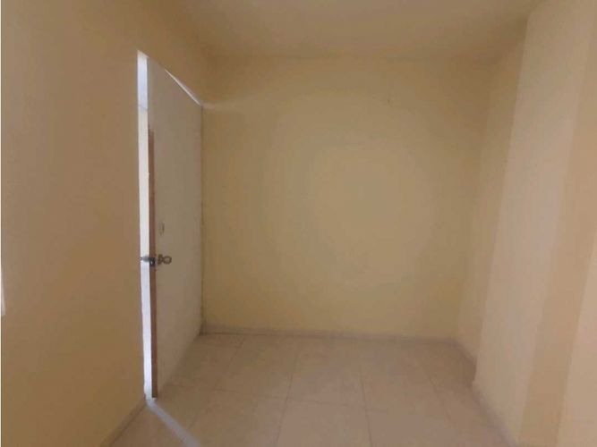 Apartamento de 5 alcobas en arriendo en Berlin, Medellín, 110 m² · foto 16 de 24