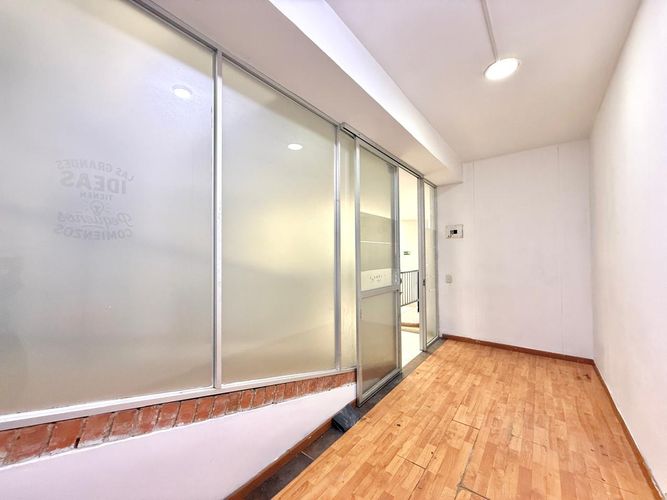 Local en arriendo en Sector Plaza De Bolivar, Pereira, 9 m² · foto 2 de 8