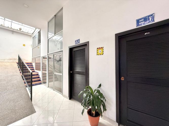 Local en arriendo en Sector Plaza De Bolivar, Pereira, 9 m² · foto 8 de 8