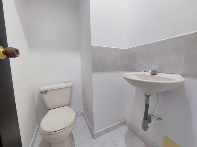 Local en arriendo en Centro, Armenia, 24 m² · foto 5 de 12