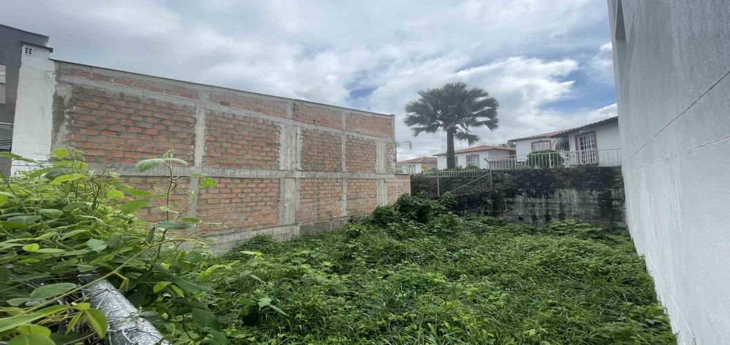 Lote en venta en La Castellana, Armenia, 150 m² · foto 5 de 11