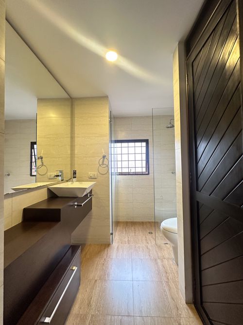 Apartamento de 2 alcobas en venta en Santa Barbara Central, Bogotá, 95 m² · foto 9 de 15