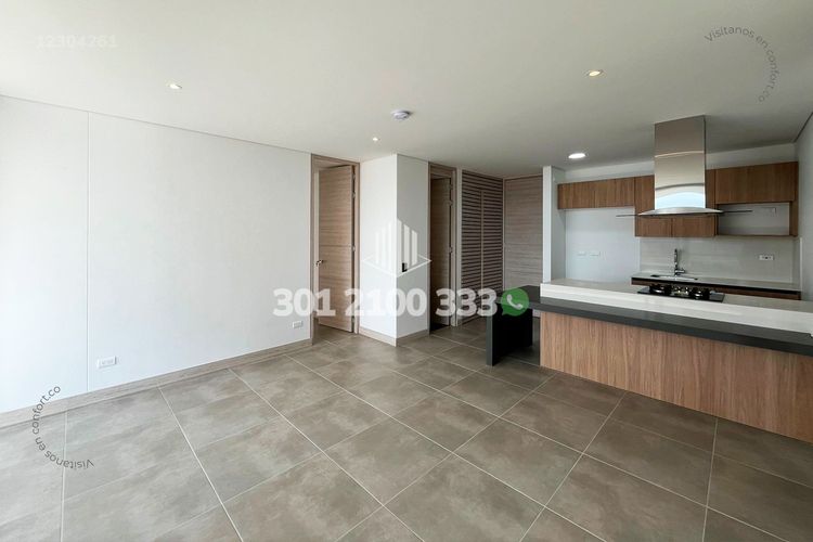 Apartamento de 2 alcobas en arriendo en Los Balsos, Medellín, 87 m² · foto 2 de 24