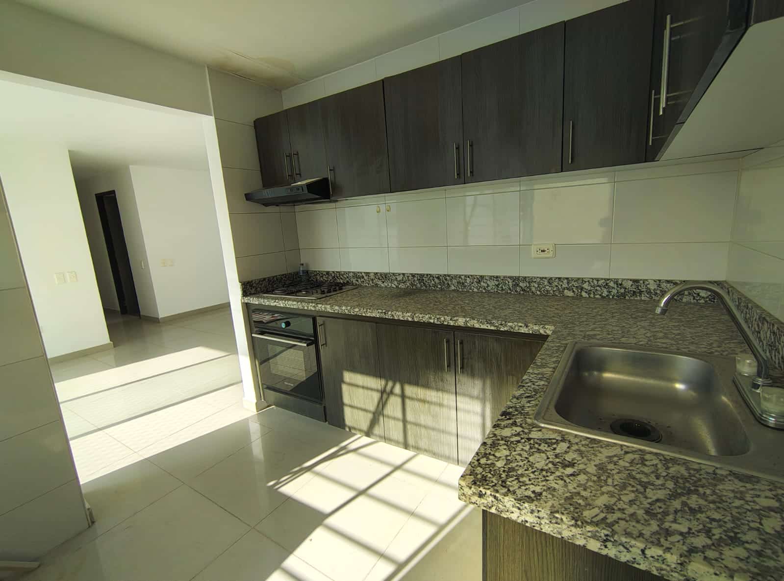 Apartamento en venta en El Bosque, Cartagena · foto 6 de 13
