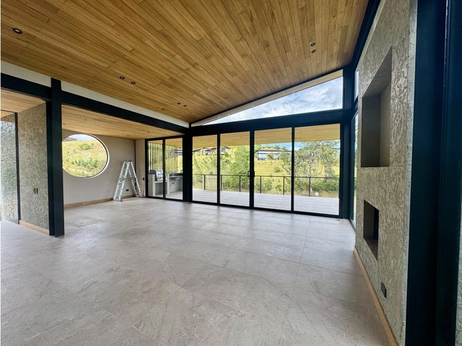 Casa de 3 alcobas en venta en Pantanillo, El Retiro, 345 m² · foto 4 de 20