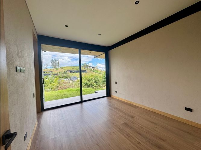 Casa de 3 alcobas en venta en Pantanillo, El Retiro, 345 m² · foto 15 de 20