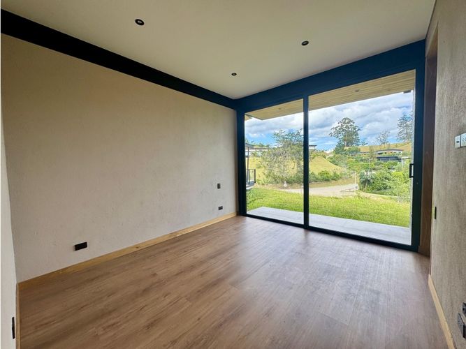 Casa de 3 alcobas en venta en Pantanillo, El Retiro, 345 m² · foto 17 de 20