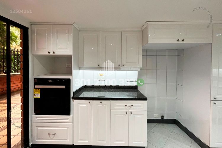 Apartamento de 3 alcobas en arriendo en Los Parra, Medellín, 256 m² · foto 10 de 24