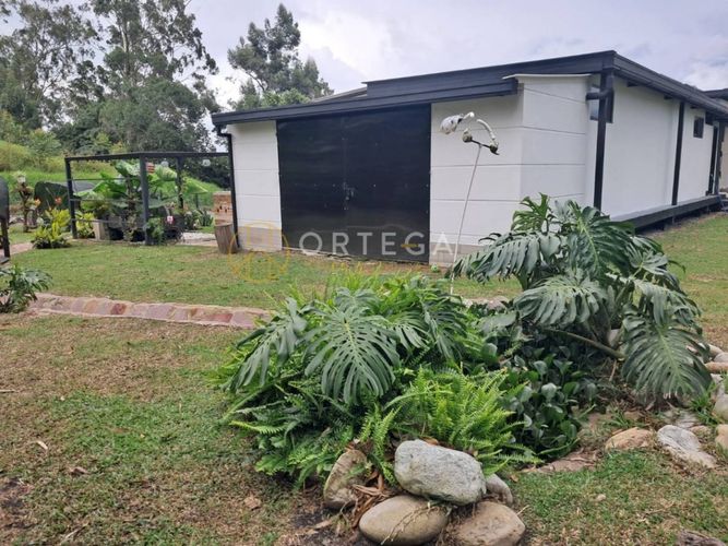 Casa de 3 alcobas en venta en Mesa De Los Santos, Piedecuesta, 190 m² · foto 9 de 24