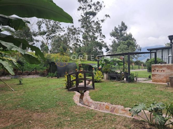 Casa de 3 alcobas en venta en Mesa De Los Santos, Piedecuesta, 190 m² · foto 10 de 24