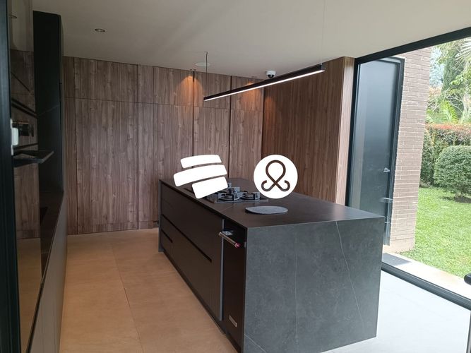 Casa de 4 alcobas en venta en Zona Centro, Envigado, 1870 m² · foto 10 de 23