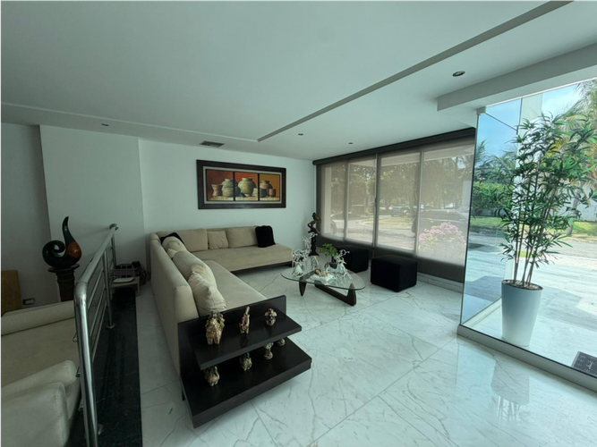 Casa de 4 alcobas en venta en Villa Campestre, Puerto Colombia, 337 m² · foto 4 de 24