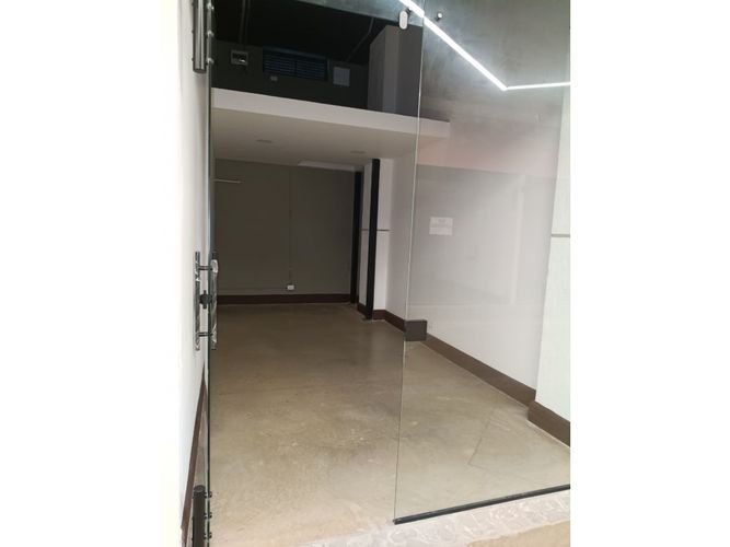 Local en arriendo en Colina Versalles, Girón, 28 m² · foto 6 de 10