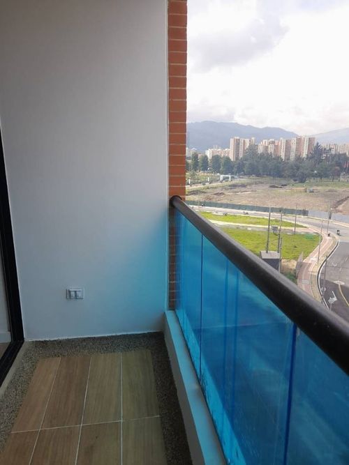 Apartamento de 3 alcobas en venta en Alameda, Bogotá, 79 m² · foto 13 de 24