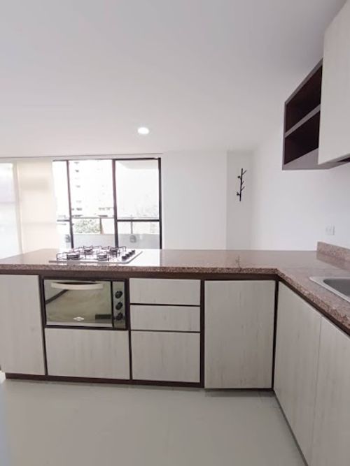 Apartamento de 2 alcobas en venta en Mayorca, Sabaneta, 82 m² · foto 3 de 16