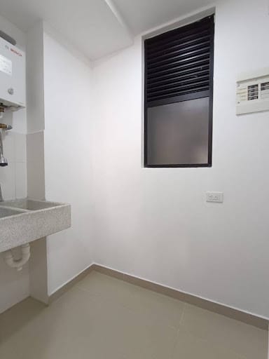 Apartamento de 2 alcobas en venta en Mayorca, Sabaneta, 82 m² · foto 10 de 16