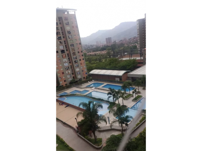 Apartamento de 3 alcobas en venta en Hato Viejo, Bello, 65 m² · foto 13 de 15