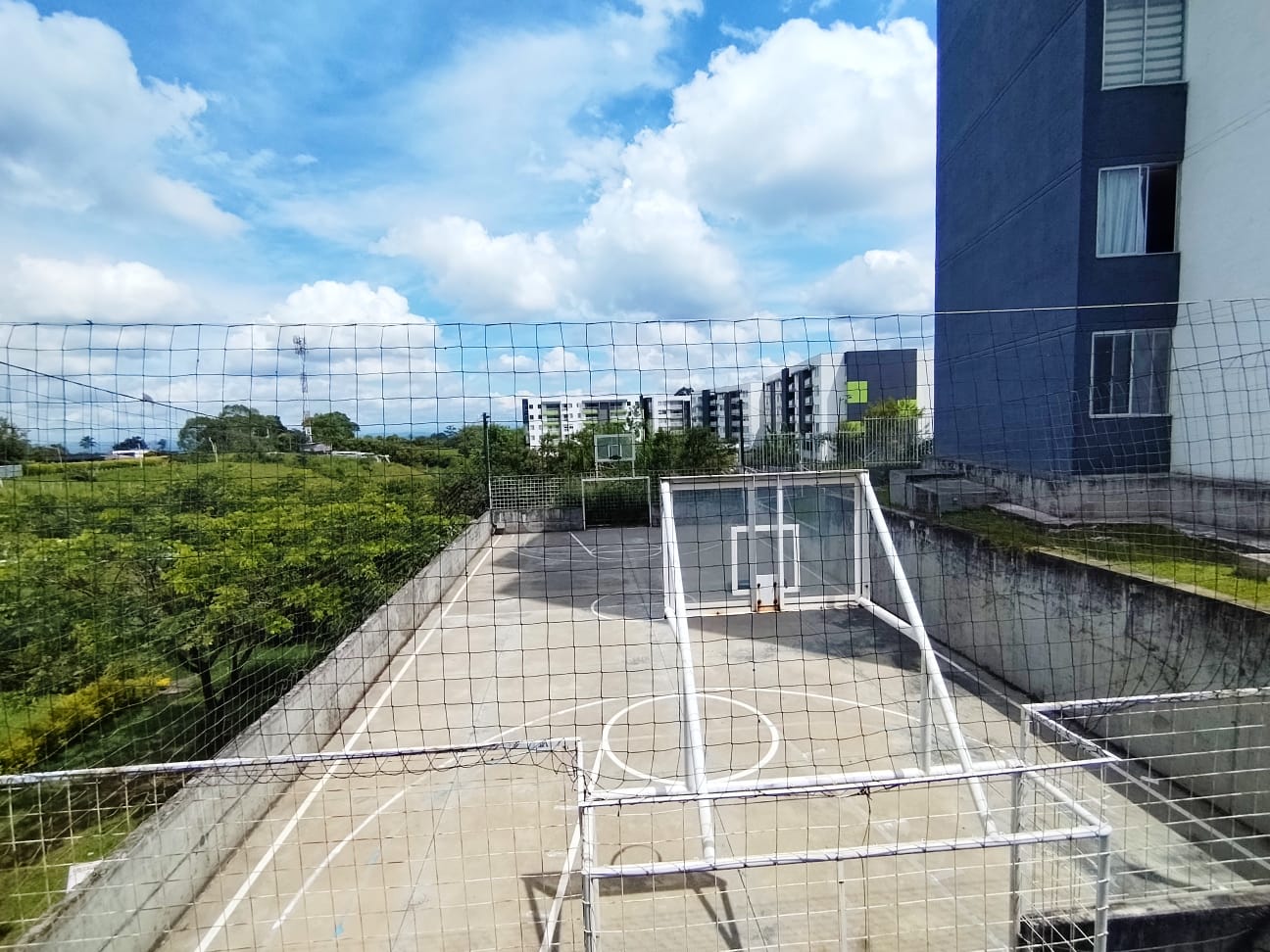 Apartamento en venta en Puerto Espejo, Armenia · foto 7 de 24