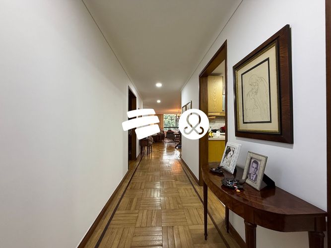 Apartamento de 3 alcobas en venta en Las Lomas, Medellín, 172 m² · foto 2 de 14