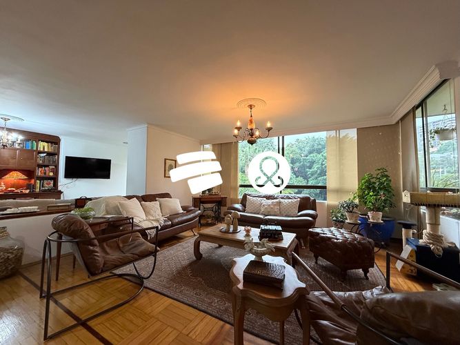 Apartamento de 3 alcobas en venta en Las Lomas, Medellín, 172 m² · foto 3 de 14