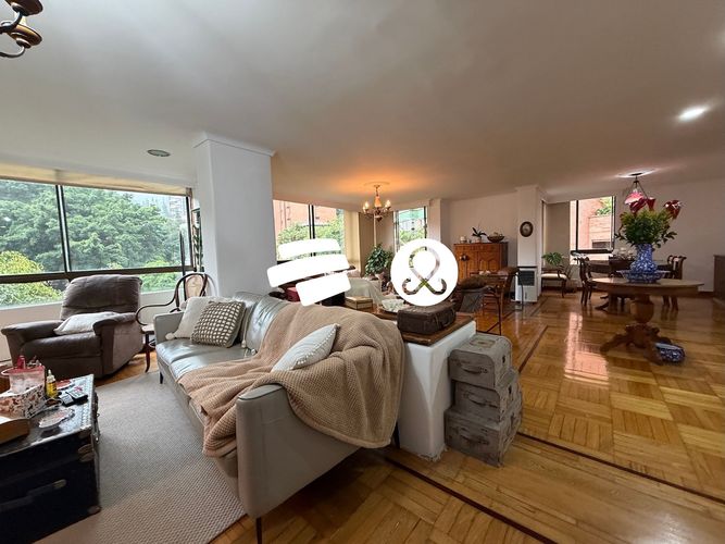 Apartamento de 3 alcobas en venta en Las Lomas, Medellín, 172 m² · foto 4 de 14