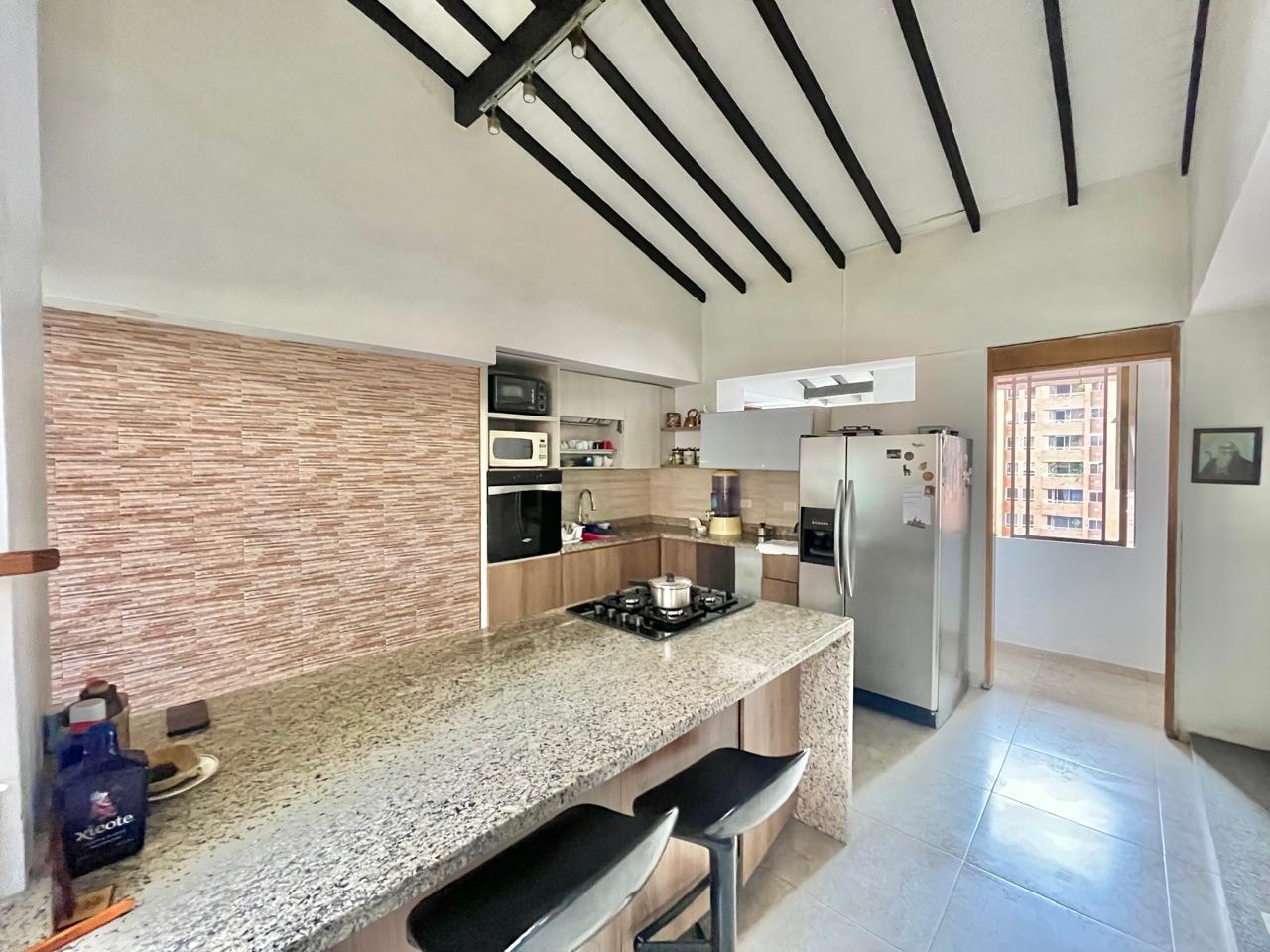 Apartamento en venta en Santa teresita, Medellín 2