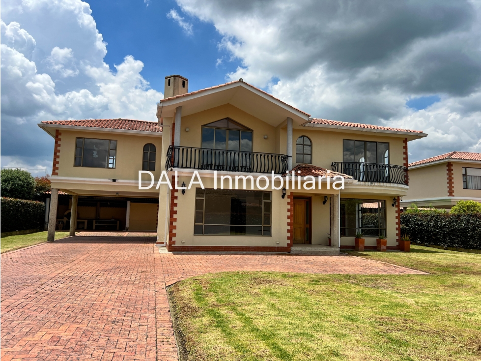 Casa en Arriendo en Rio grande, Cajicá en Chía, de DALA Inmobiliaria