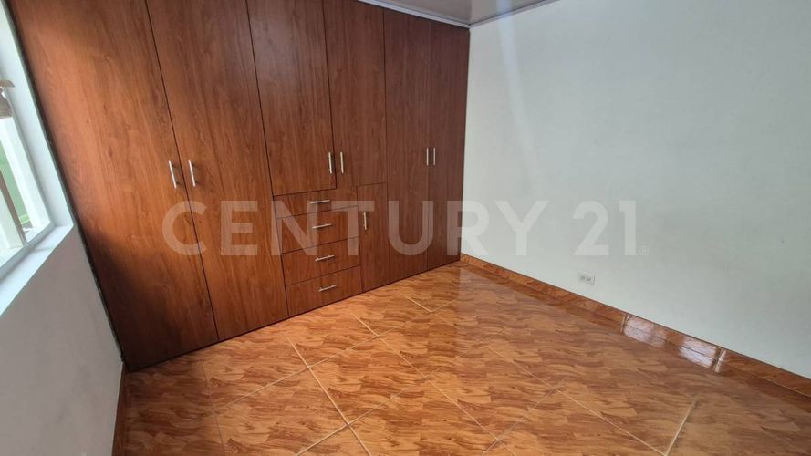 Casa de 8 alcobas en venta en Santa Cecilia, Bogotá, 288 m² · foto 6 de 19